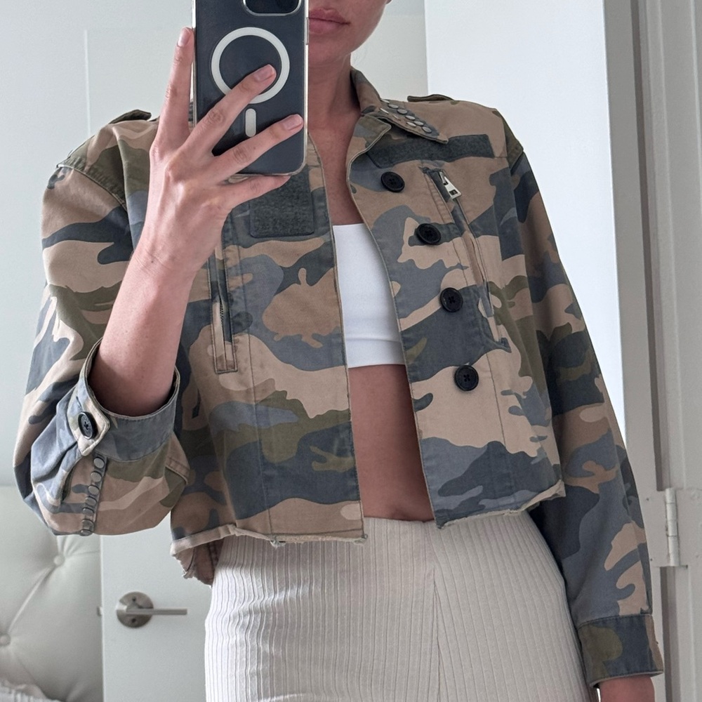 Camouflage jaket denim